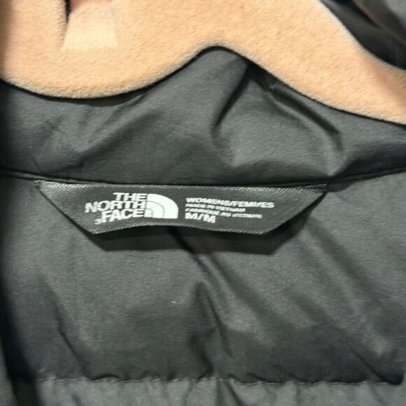 The North Face 550 Vest - Picture 3 of 5
